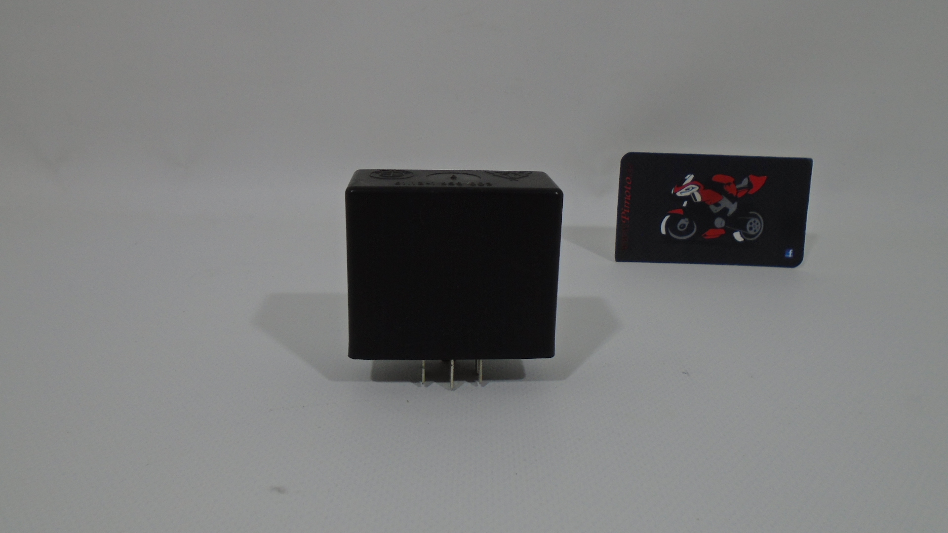 RELE LUCES 8 PINS BMW K75